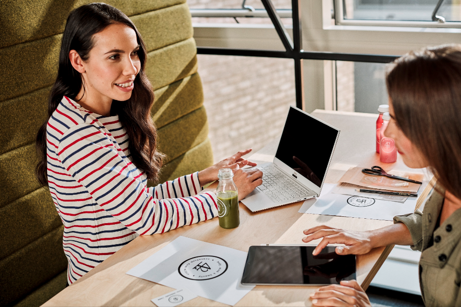 Microsoft amplia participação feminina na tecnologia com novas formações em IA e programação